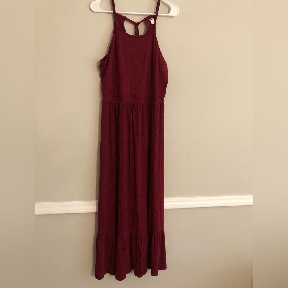 Maroon/Red dress with ruffle hem